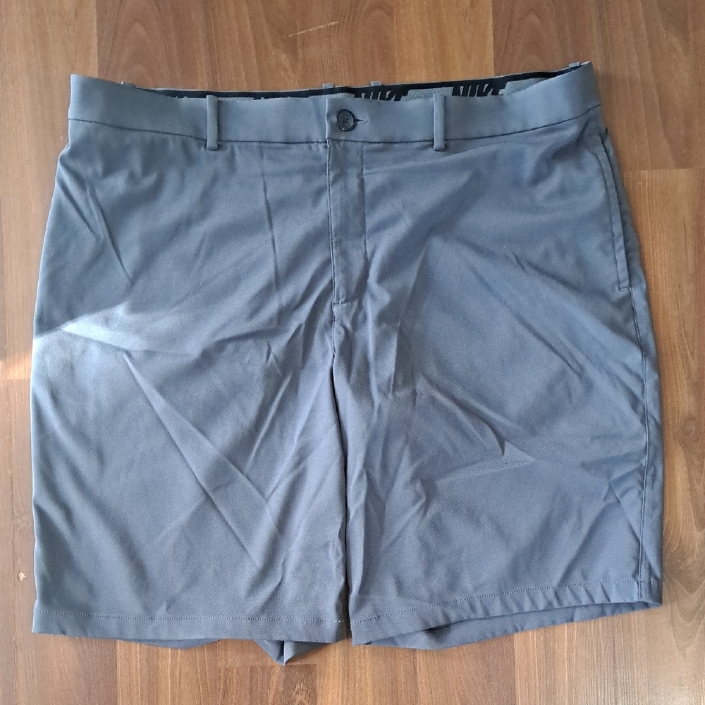 Nike Dry Fit Men's Charcoal Flat Front Shorts